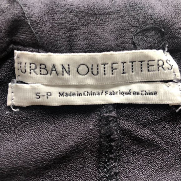 Urban Outfitters Over-sized Button Down Shirt - Picture 2 of 3